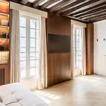 M1 - Magnificent In Le Marais's Heart