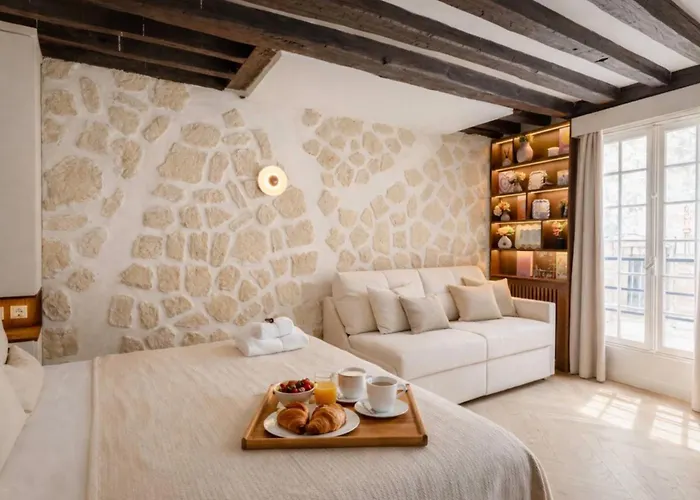 M1 - Magnificent In Le Marais's Heart * Paris