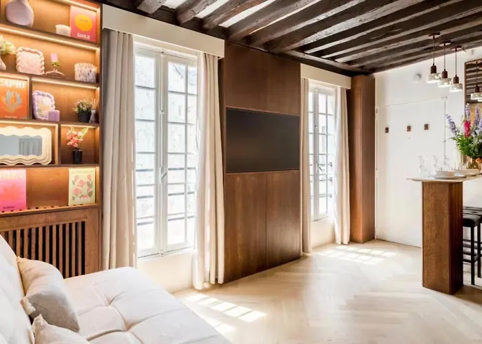 M1 - Magnificent In Le Marais's Heart